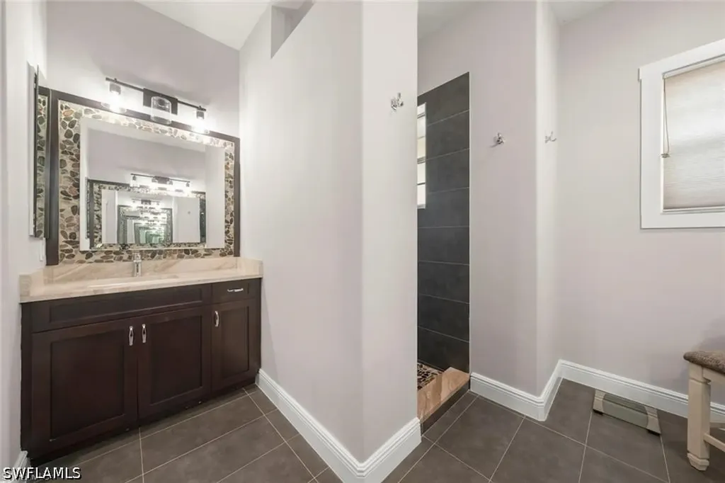 646 Vintage Reserve Circle Naples FL 34119