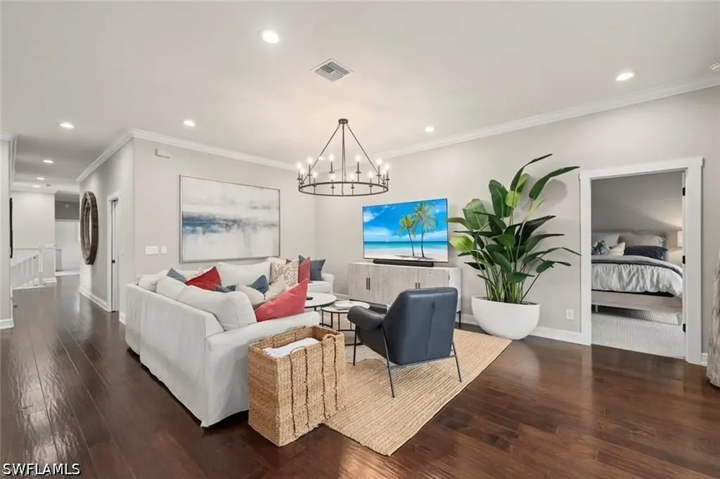 646 Vintage Reserve Circle Naples FL 34119