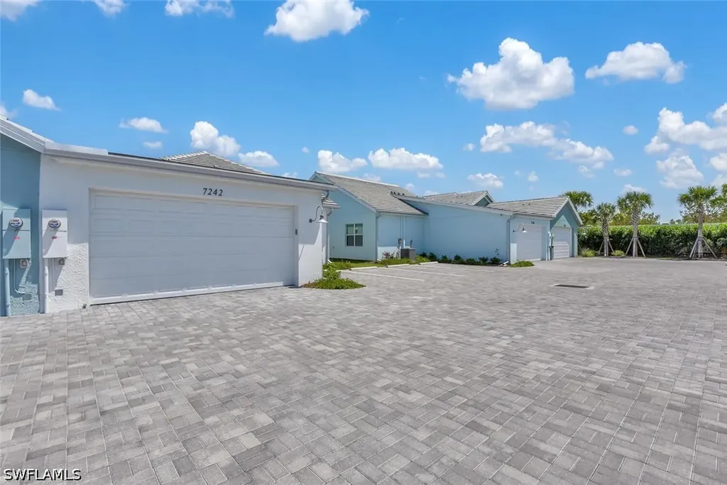 7242 Saona Court Naples FL 34113