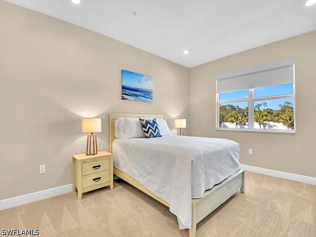 2561 Seychelles Drive Naples FL 34112