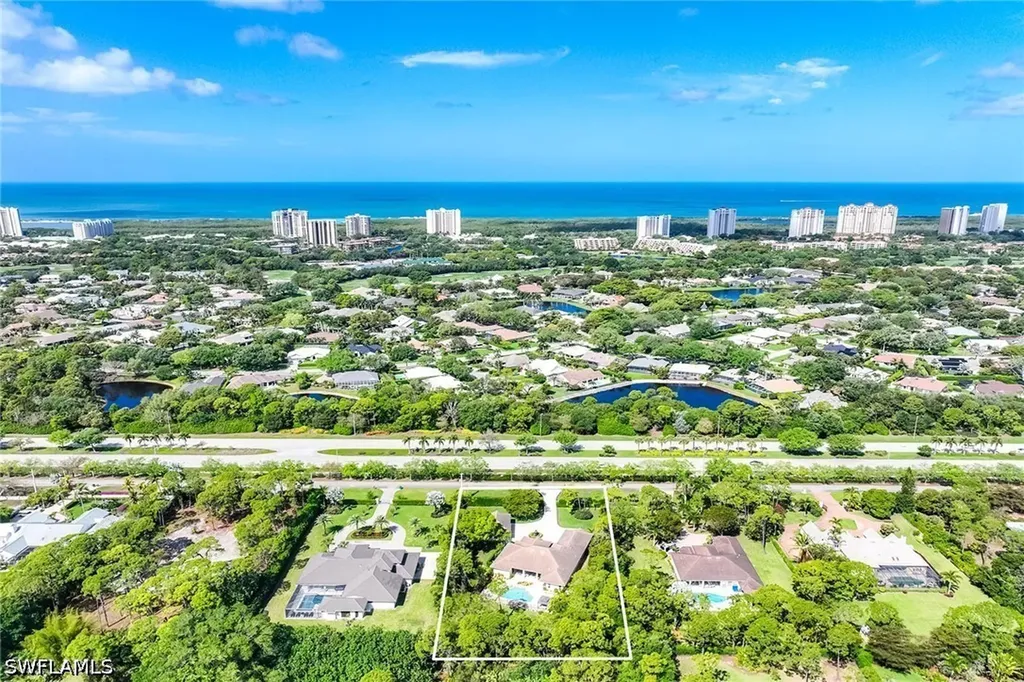 6656 Trail Boulevard Naples FL 34108