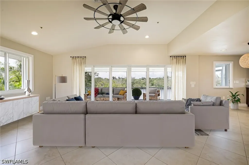 3968 Aloha Lane Bonita Springs FL 34134