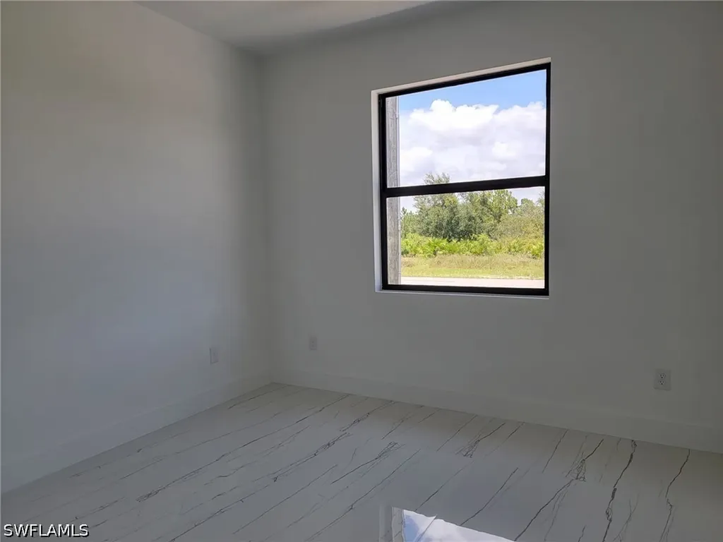886 Milwaukee Boulevard Lehigh Acres FL 33974