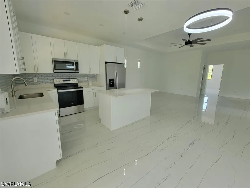 886 Milwaukee Boulevard Lehigh Acres FL 33974