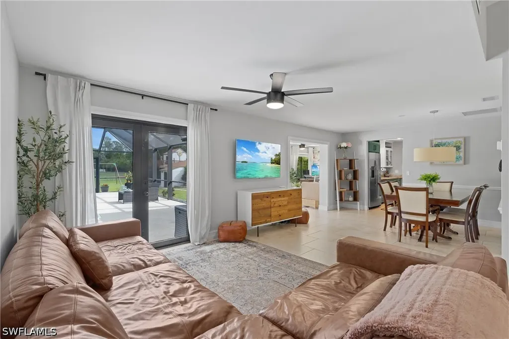 3277 5th Avenue NW Naples FL 34120