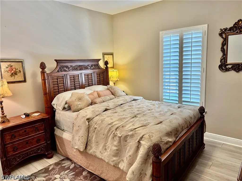 1390 Sweetwater Cove Naples FL 34110
