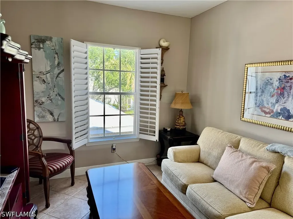 1390 Sweetwater Cove Naples FL 34110