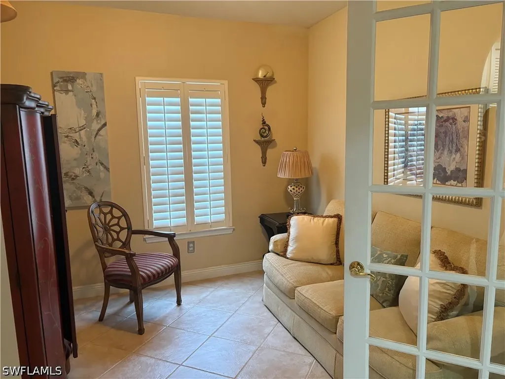 1390 Sweetwater Cove Naples FL 34110