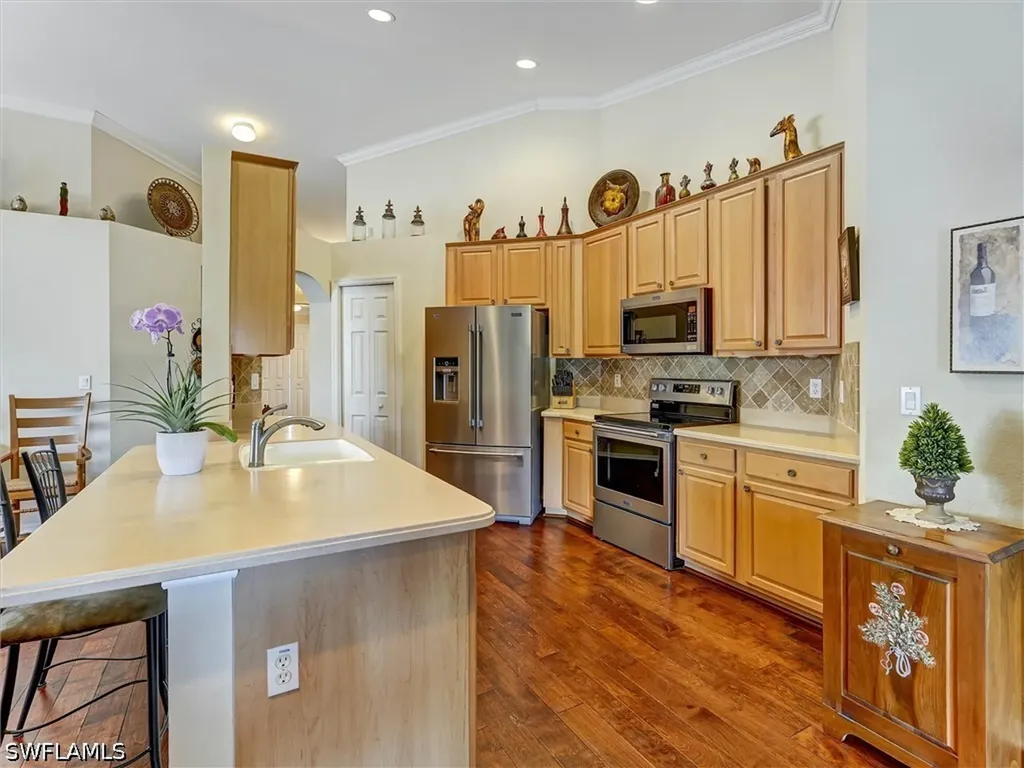 895 Eastham Way Naples FL 34104
