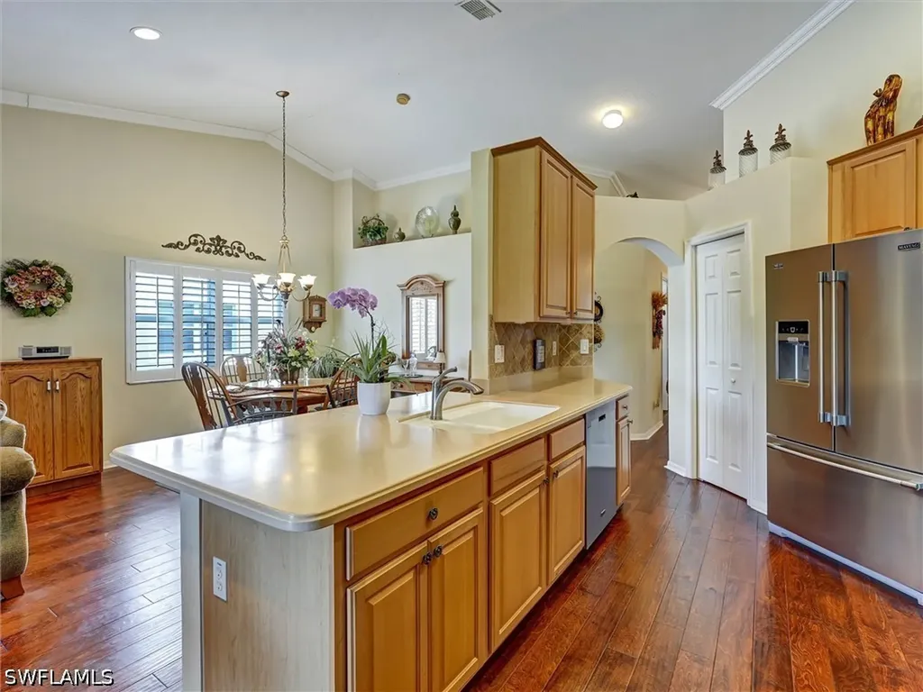 895 Eastham Way Naples FL 34104