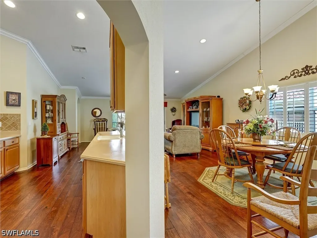 895 Eastham Way Naples FL 34104