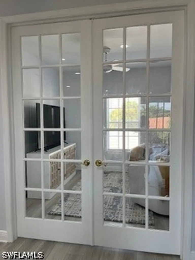 1305 Sweetwater Cove Naples FL 34110
