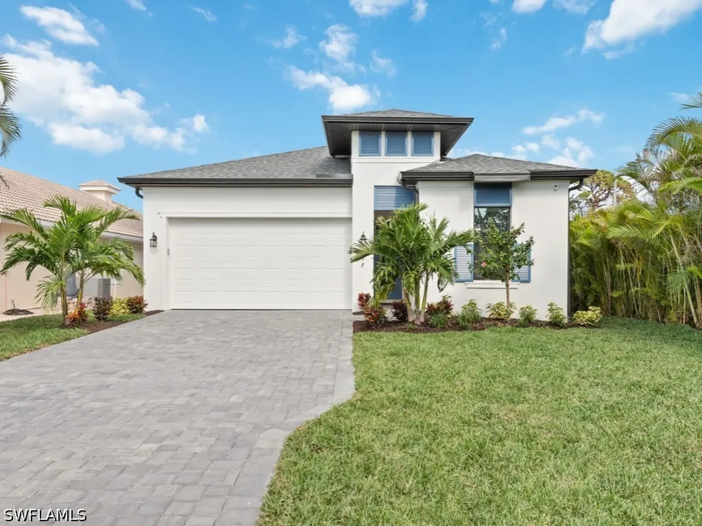 837 99th Avenue N Naples FL 34108