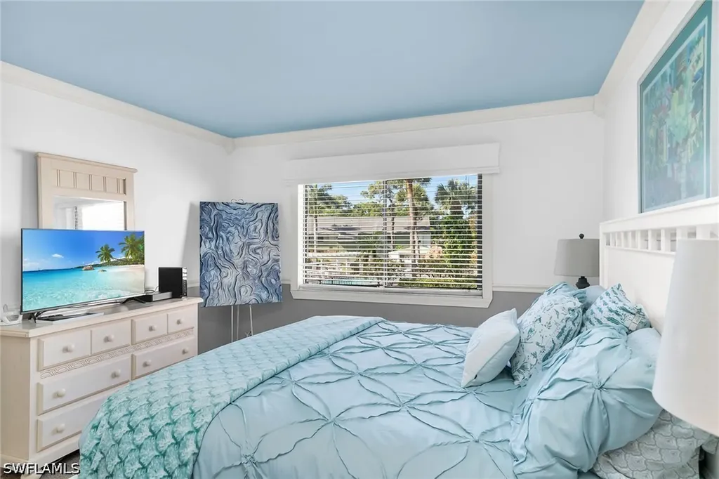 2980 Kings Lake Boulevard Naples FL 34112