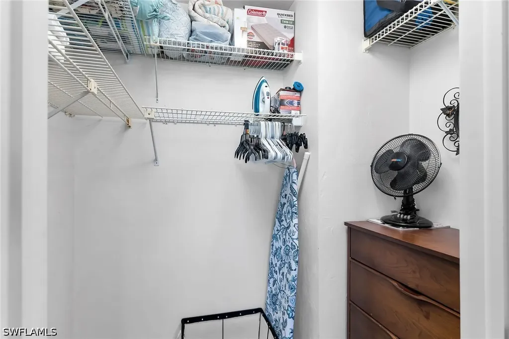 2980 Kings Lake Boulevard Naples FL 34112