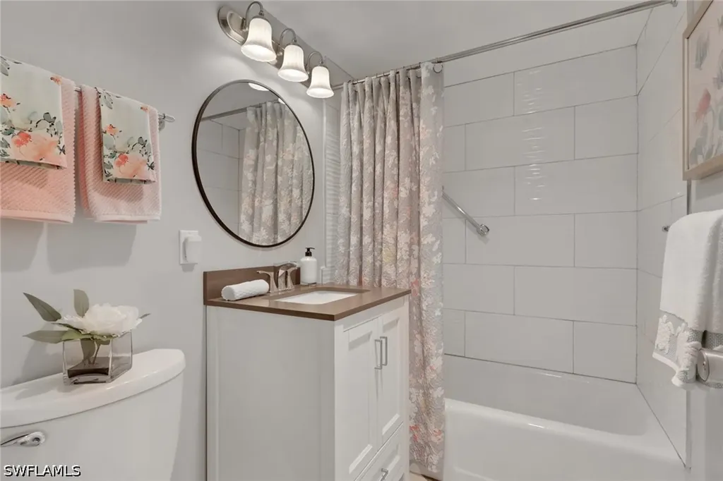 1 Bluebill Avenue Naples FL 34108