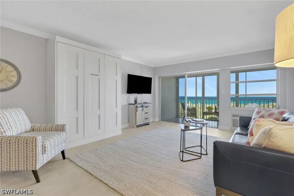 1 Bluebill Avenue Naples FL 34108