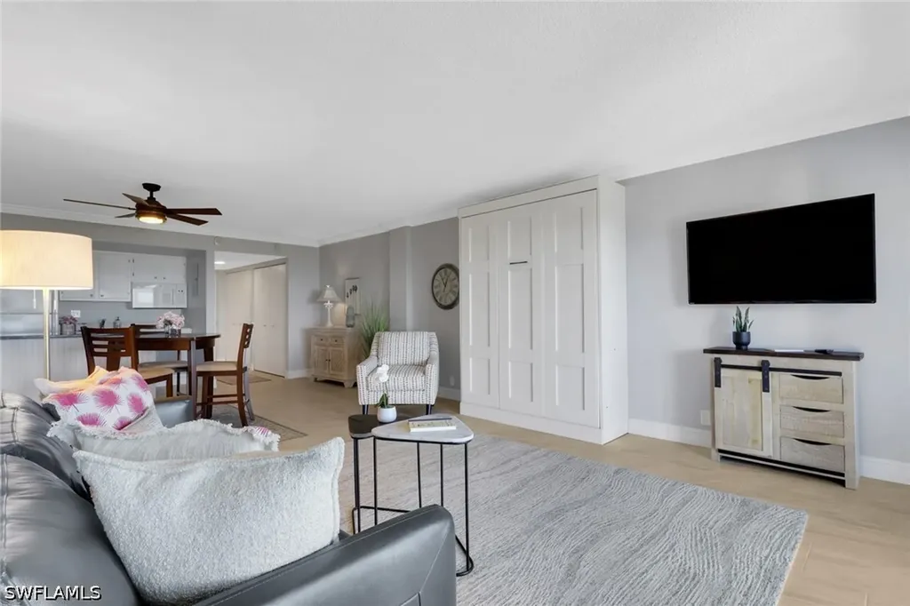 1 Bluebill Avenue Naples FL 34108