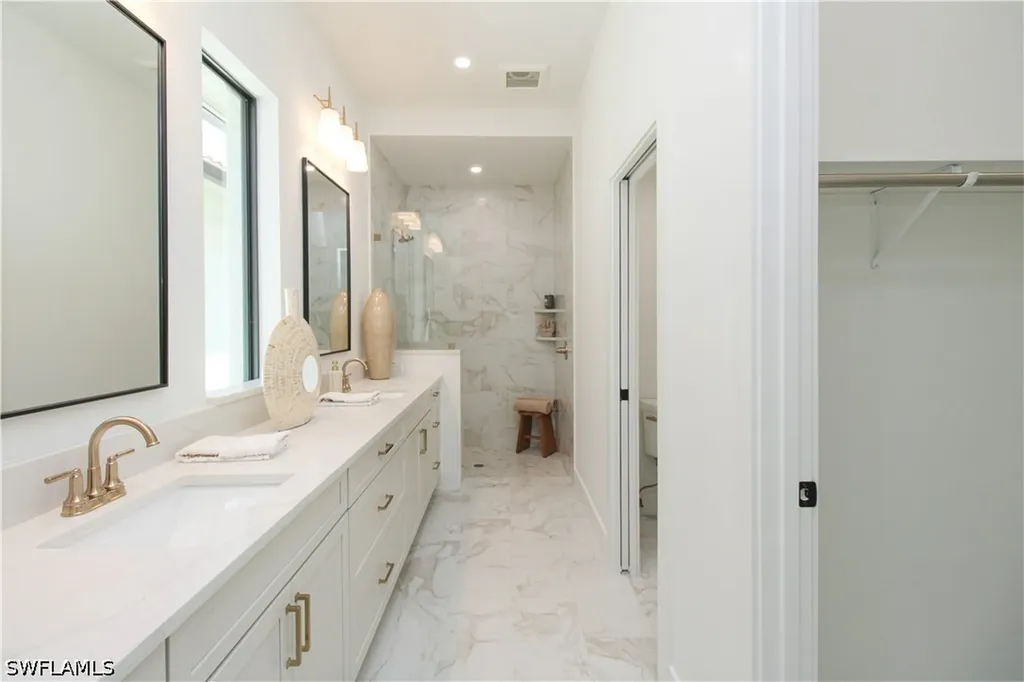 7968 Cordoba Place Naples FL 34113