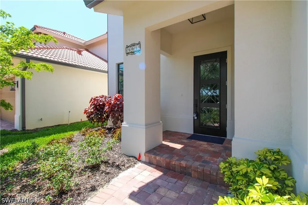 7968 Cordoba Place Naples FL 34113