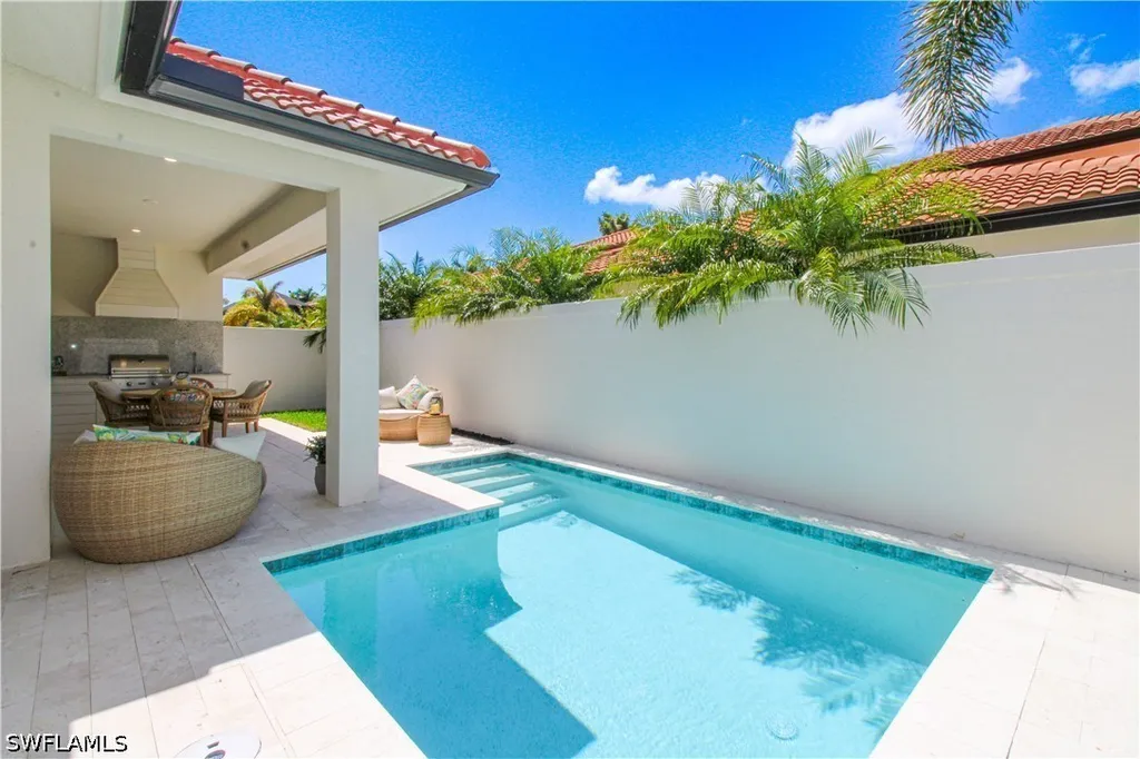 7968 Cordoba Place Naples FL 34113