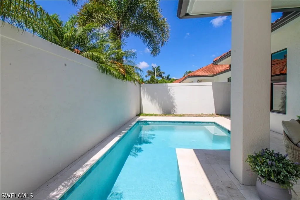 7968 Cordoba Place Naples FL 34113