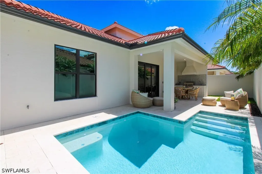7968 Cordoba Place Naples FL 34113