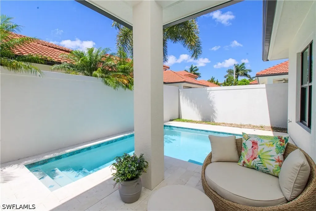 7968 Cordoba Place Naples FL 34113