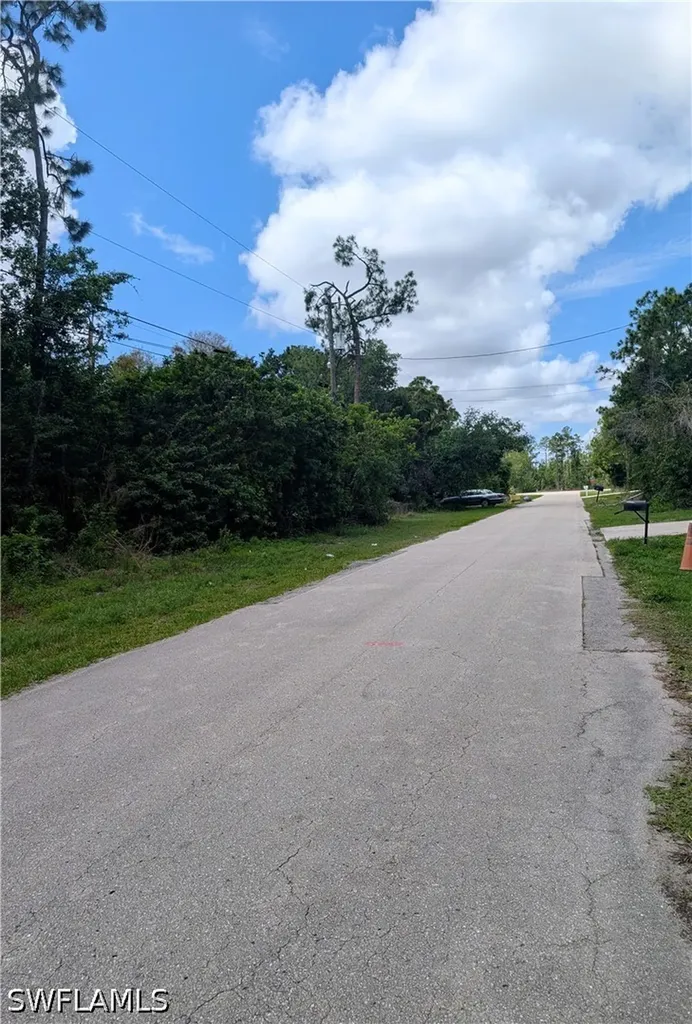 2805 53rd Street SW Lehigh Acres FL 33976