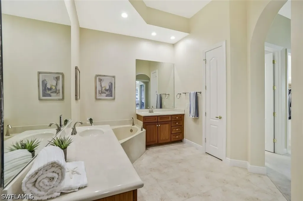 15539 Monterosso Lane Naples FL 34110