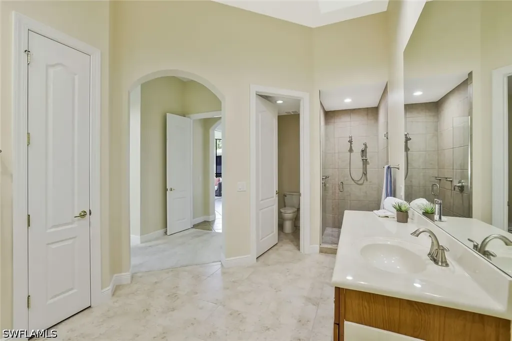 15539 Monterosso Lane Naples FL 34110