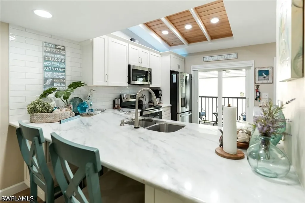4240 Jack Frost Court Naples FL 34112