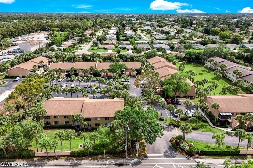 4240 Jack Frost Court Naples FL 34112