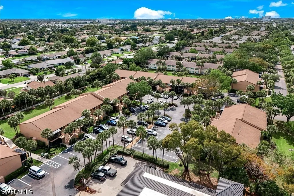 4240 Jack Frost Court Naples FL 34112