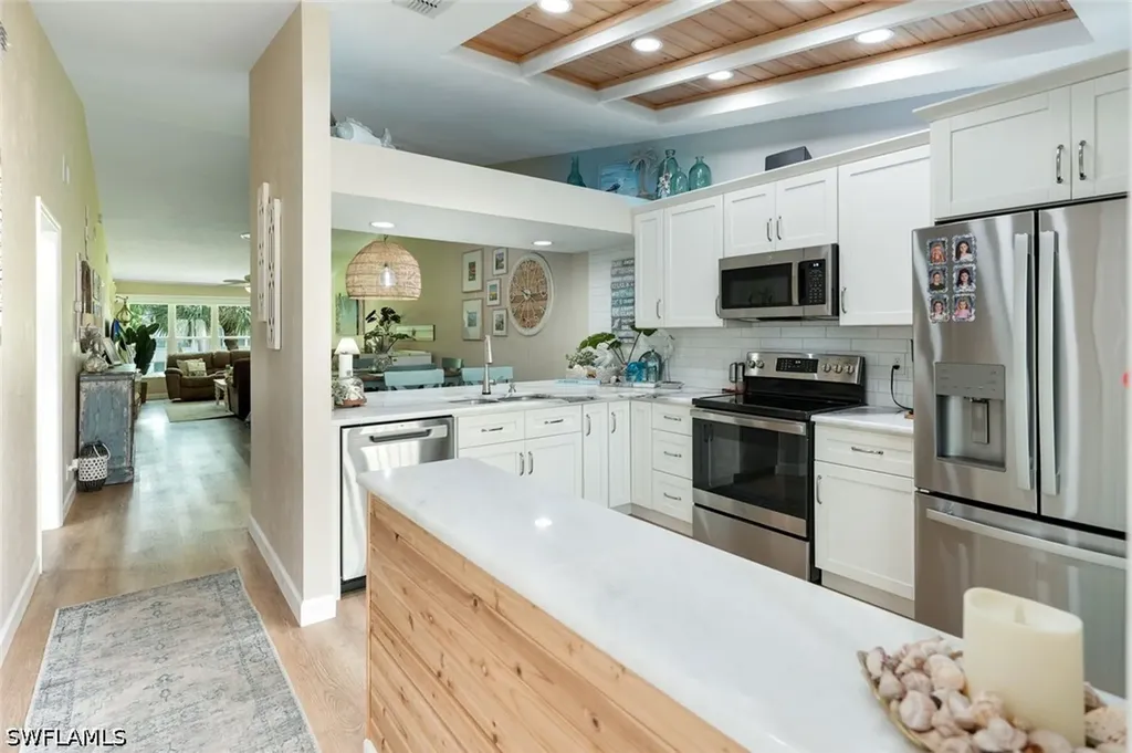 4240 Jack Frost Court Naples FL 34112