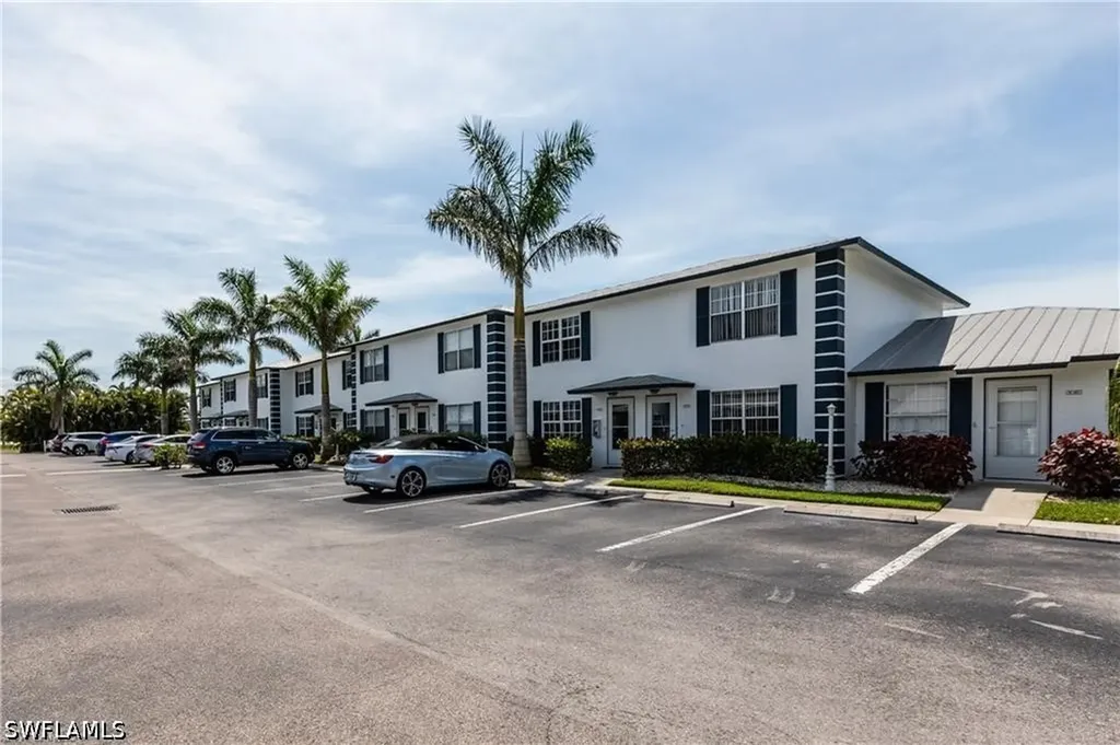 761 W Elkcam Circle Marco Island FL 34145