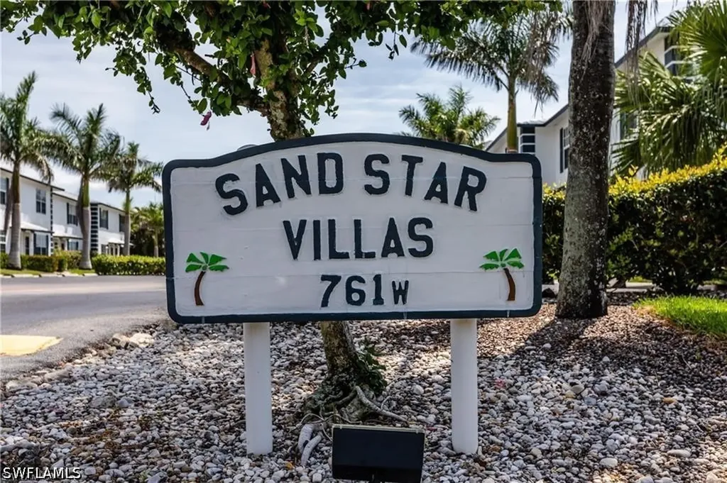 761 W Elkcam Circle Marco Island FL 34145