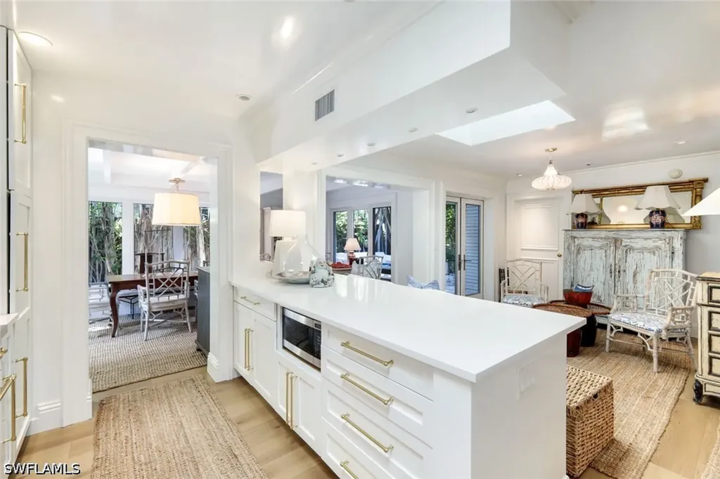 295 6th Street N Naples FL 34102
