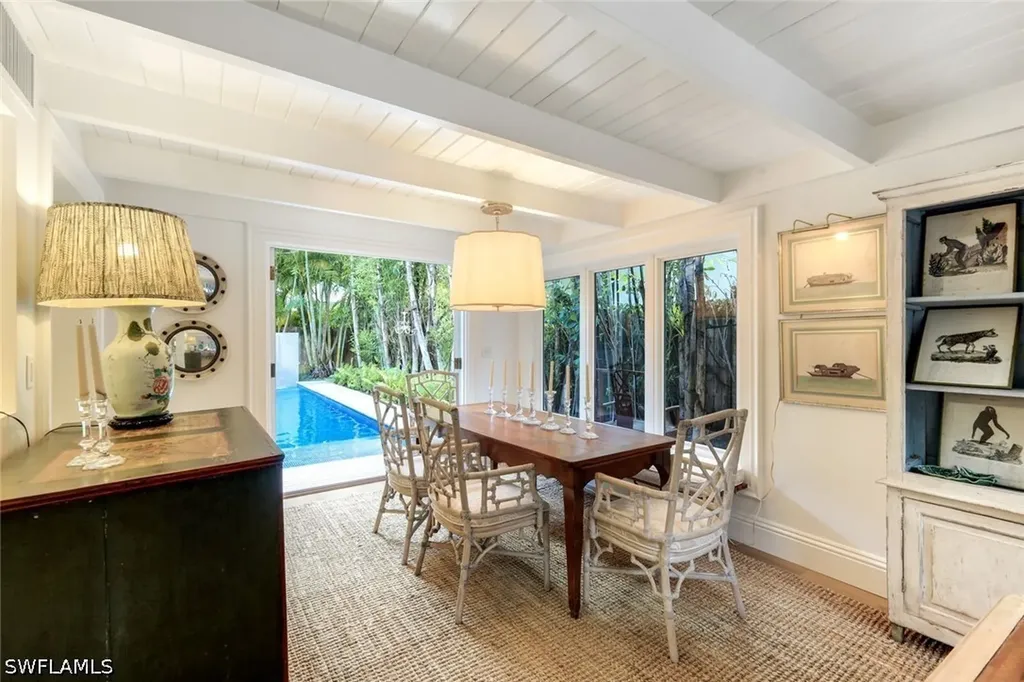 295 6th Street N Naples FL 34102