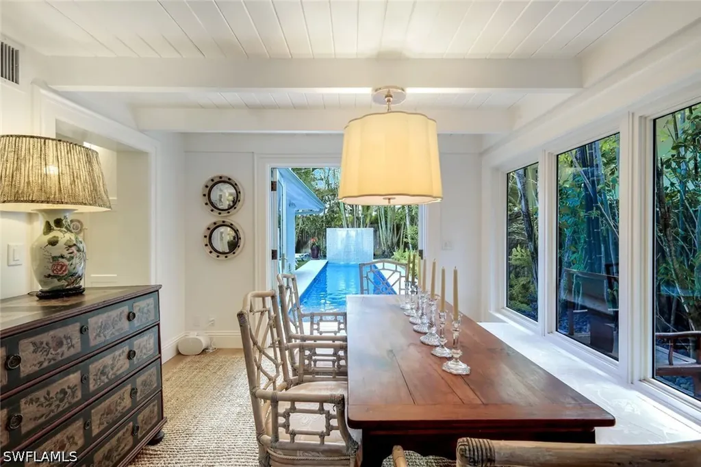 295 6th Street N Naples FL 34102