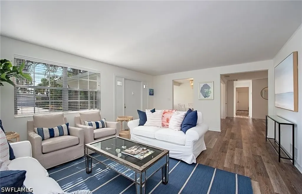 1281 Diana Avenue Naples FL 34103