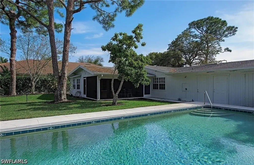 1281 Diana Avenue Naples FL 34103