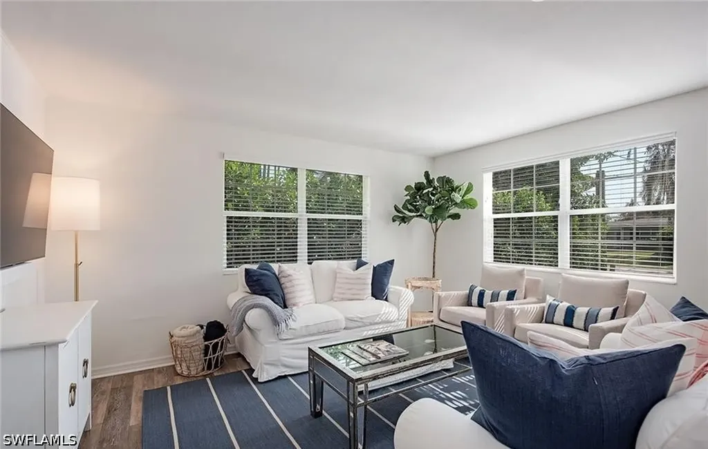 1281 Diana Avenue Naples FL 34103