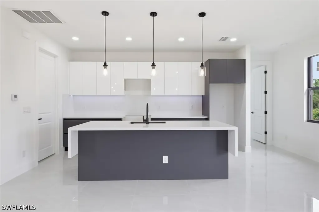 1222 Earnest Street E Lehigh Acres FL 33974