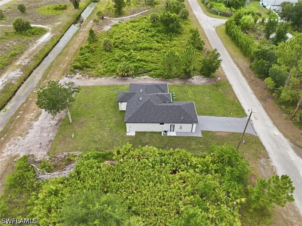 1222 Earnest Street E Lehigh Acres FL 33974