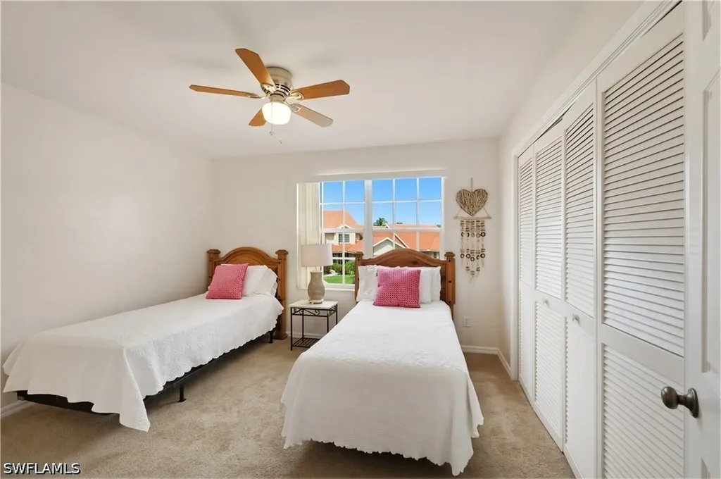 4718 Via Carmen Naples FL 34105