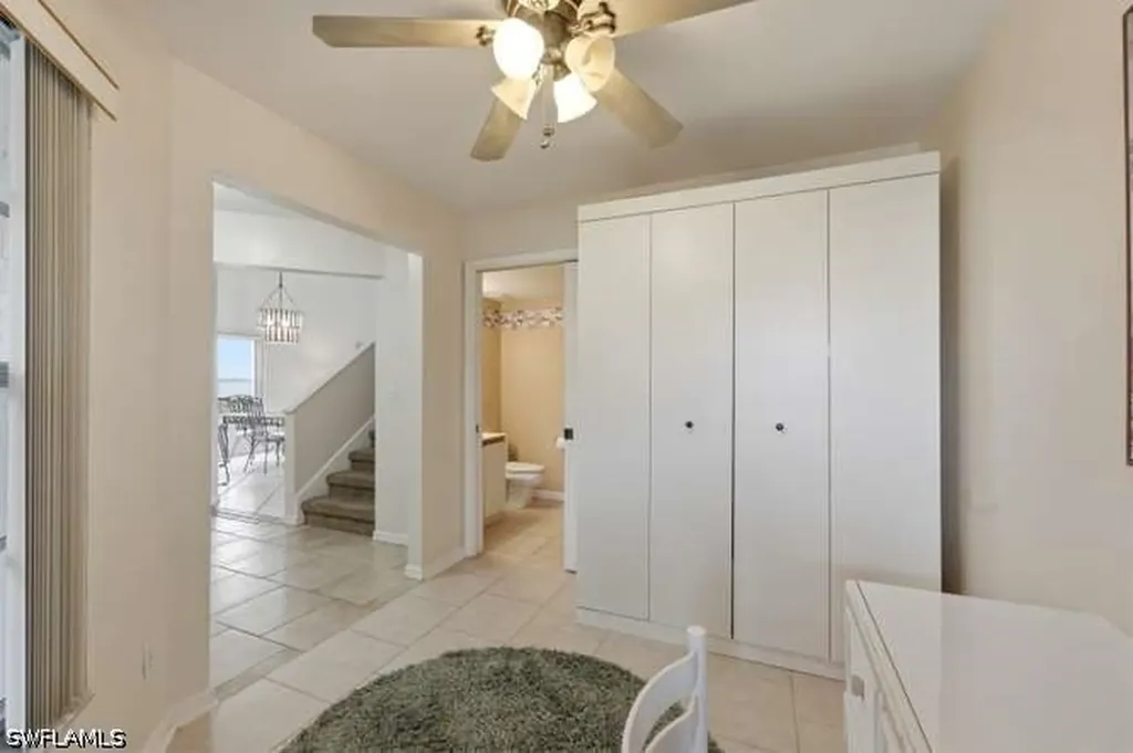 4718 Via Carmen Naples FL 34105