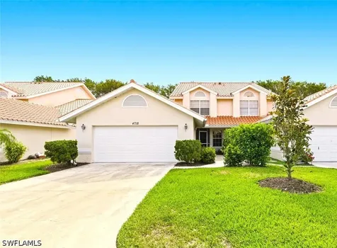 4718 Via Carmen Naples FL 34105