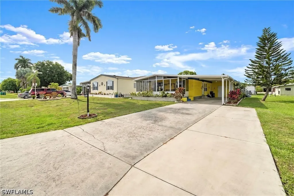 280 Grassy Key Lane Naples FL 34114
