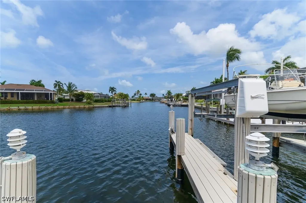 98 Gulfport Court Marco Island FL 34145